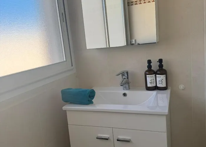 Daire Terrace In Full Sun